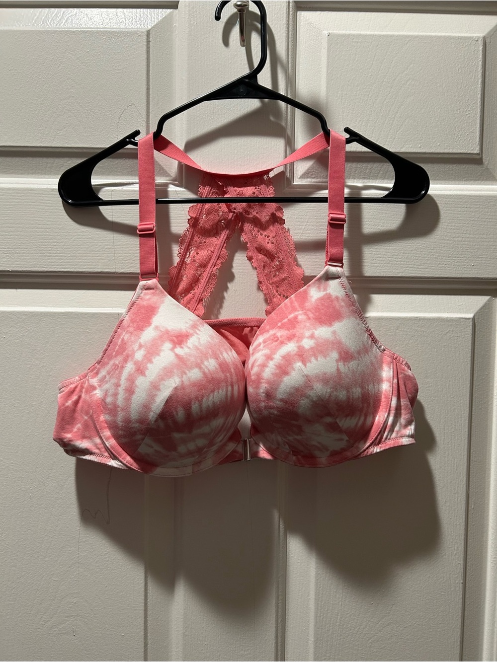 Cacique Pink Tie-Dye Lace Racerback Boost Plunge Front Closure Bra Size 44B